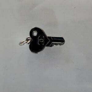 CC Heart Shape Zipper Pull